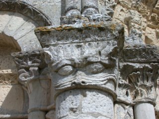© Ophtasurf - Eglise d'Echillais (Charente-Maritime - XIIe siècle